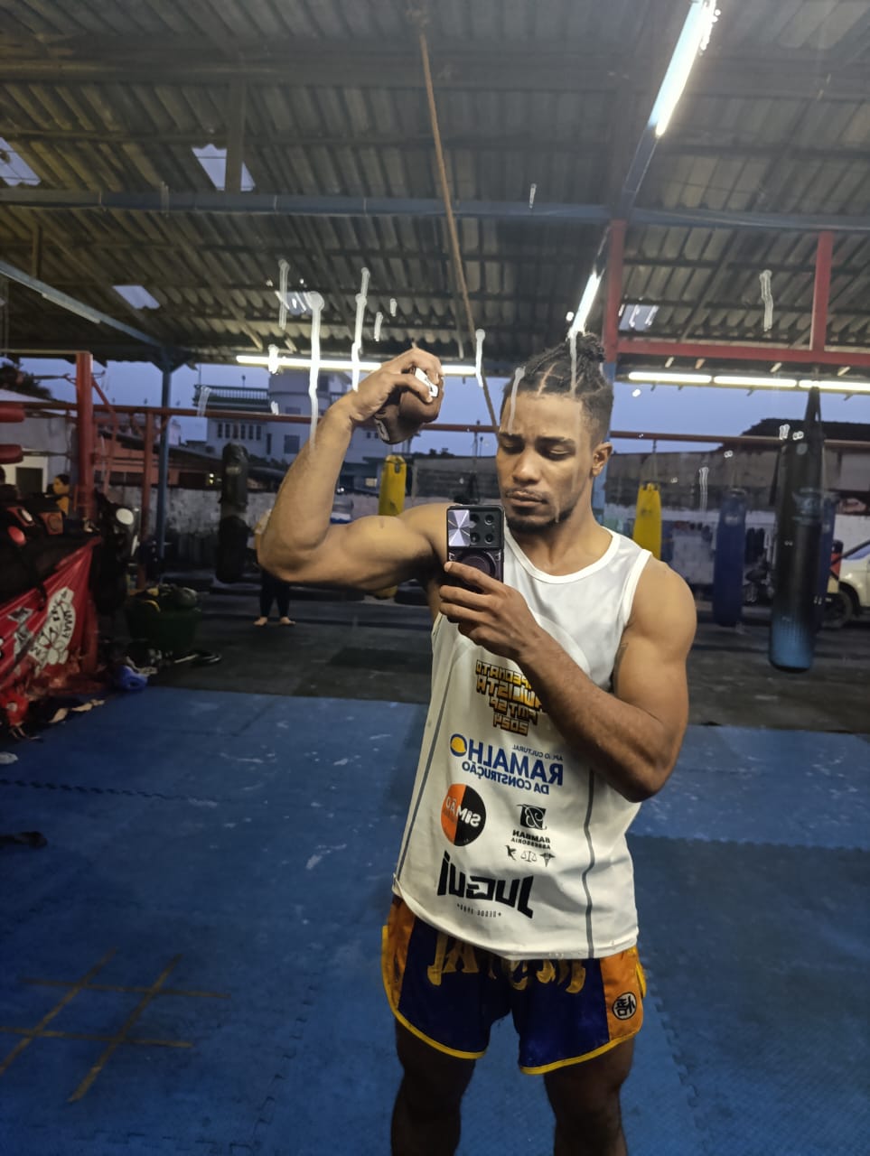 Christofer de regata do evento Punhos 2024 na academia